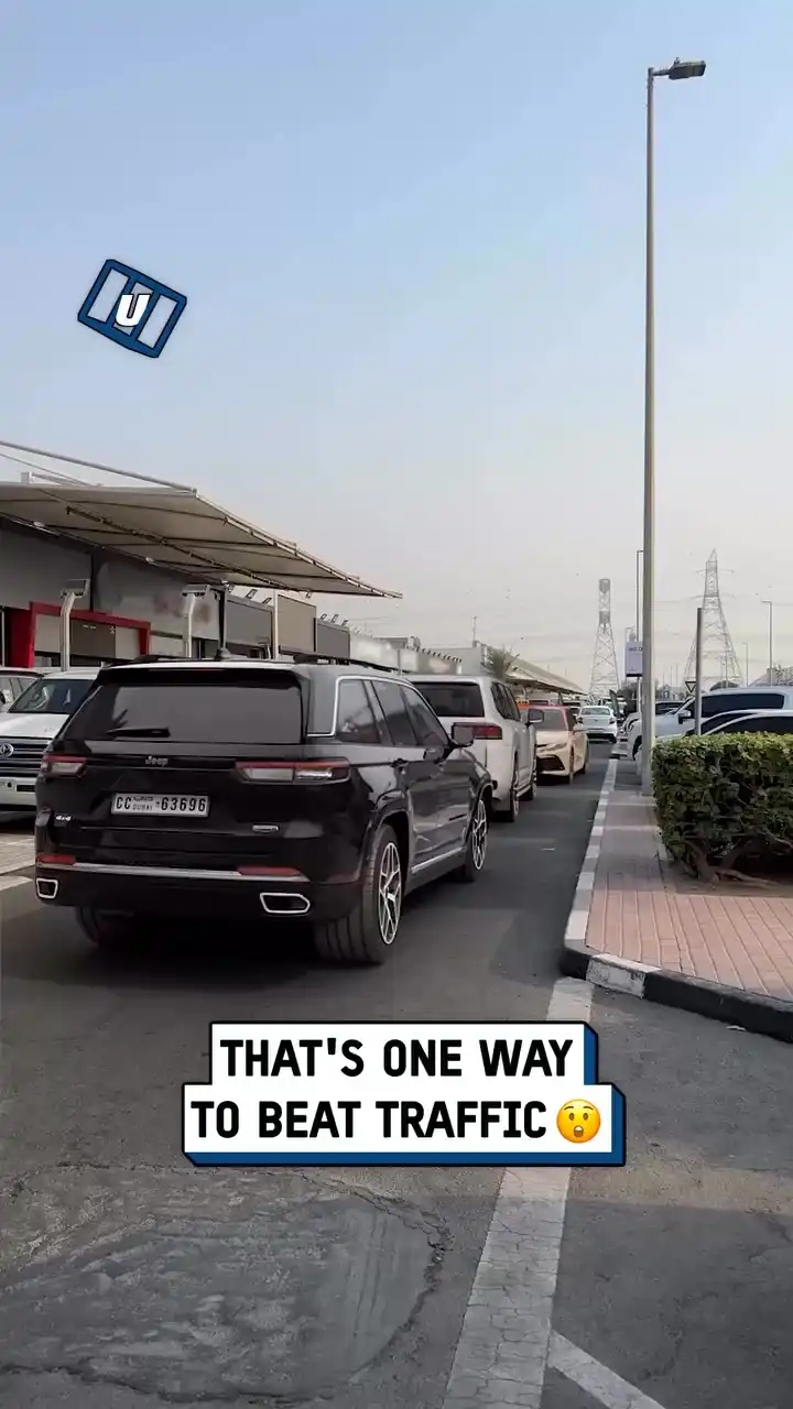 Imagine everyone is driving around in this car 😂