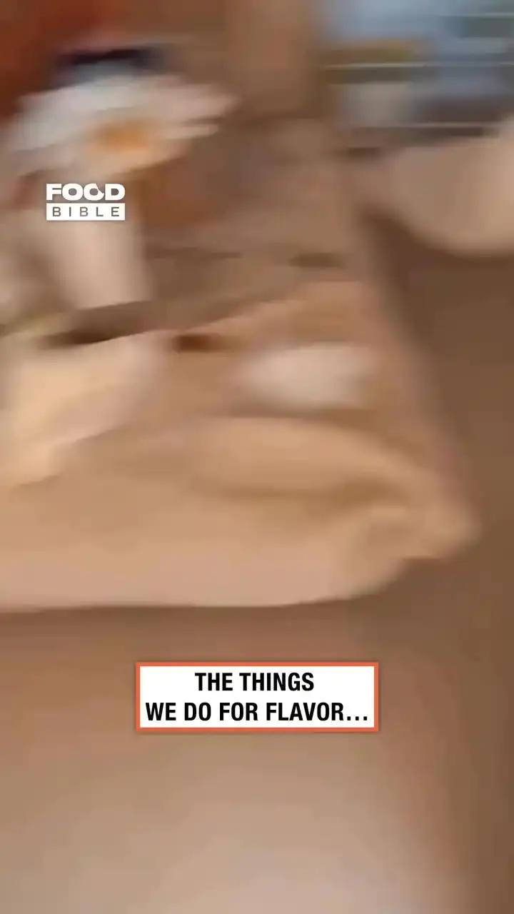 There's a system to making chicken so tasty 👀🐔