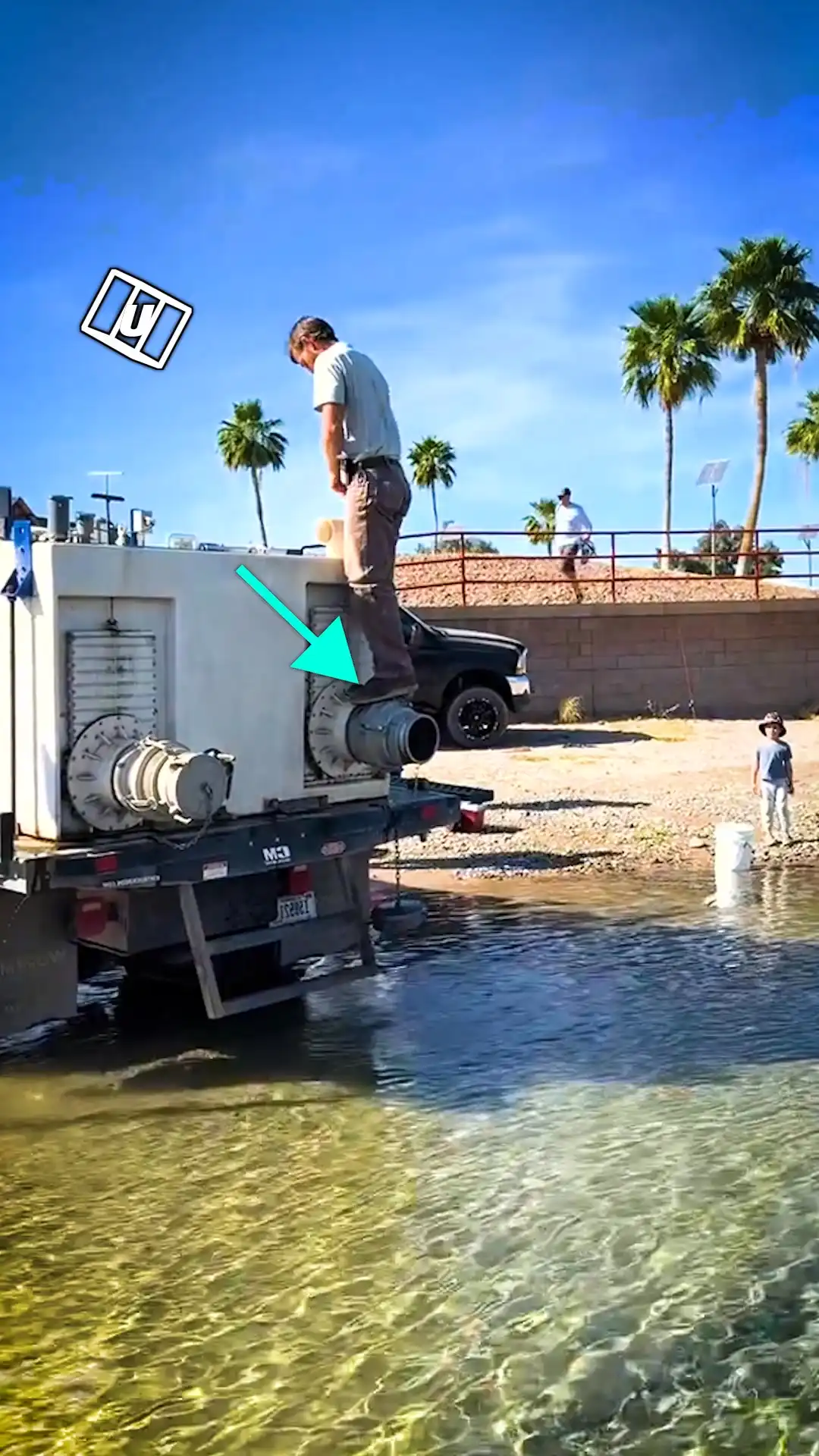 Giant water truck for fish 🤯💦