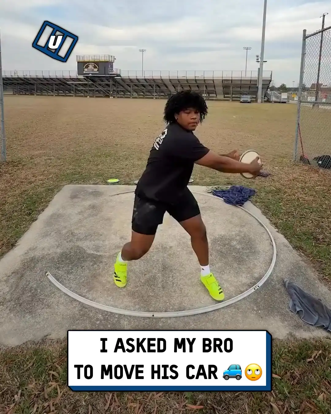 4x5 Asked him to move his car  ST00161432