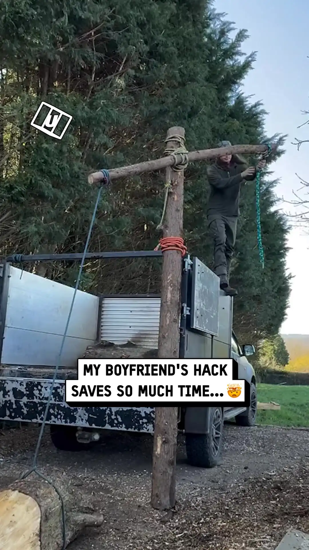 Crane hack gets job done fast 😮💨🪵