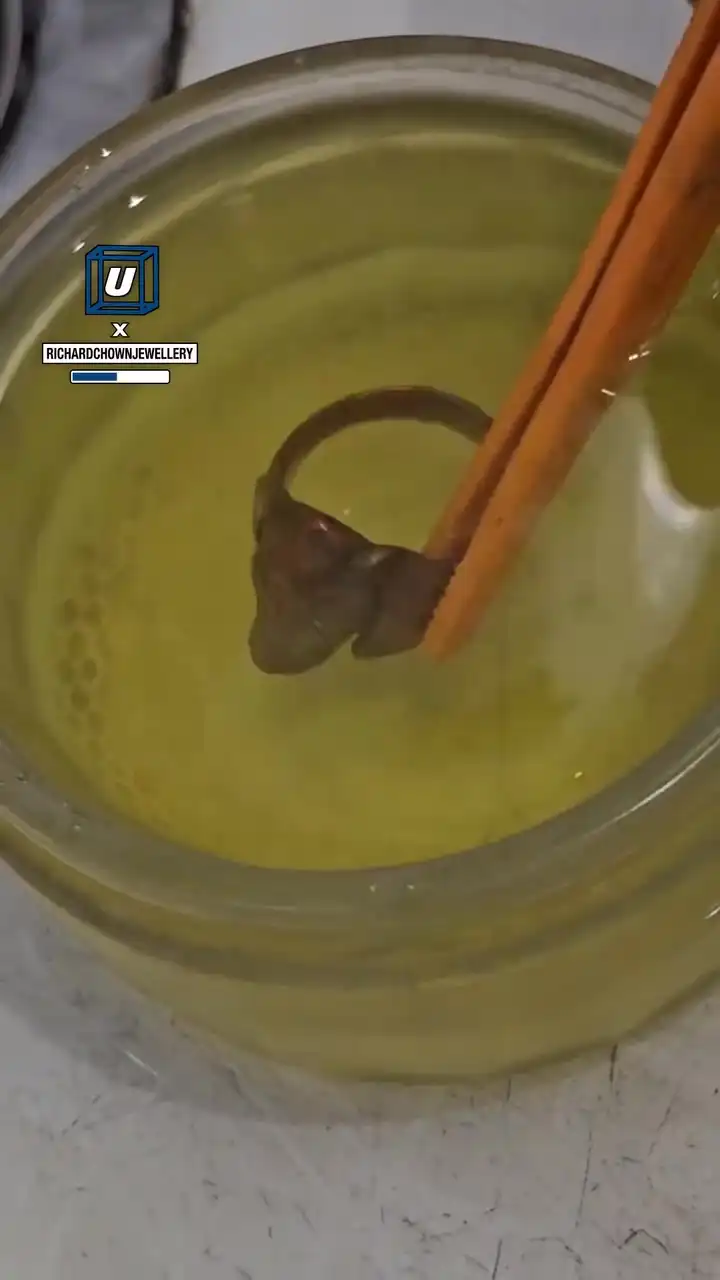 Transforming jewelry with chemical reactions 💍🧪