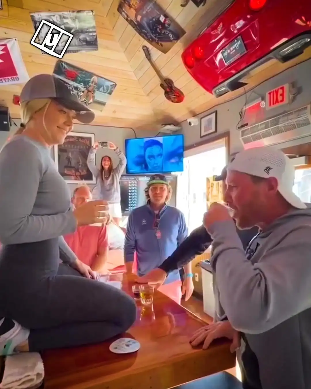 Would you let your bf do a slap shot 🤣💦