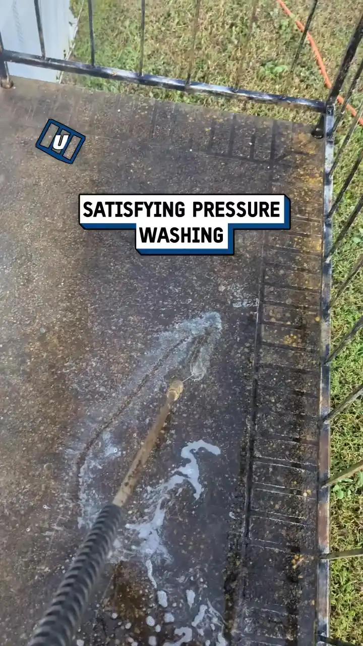 Satisfying pressure washing π¦