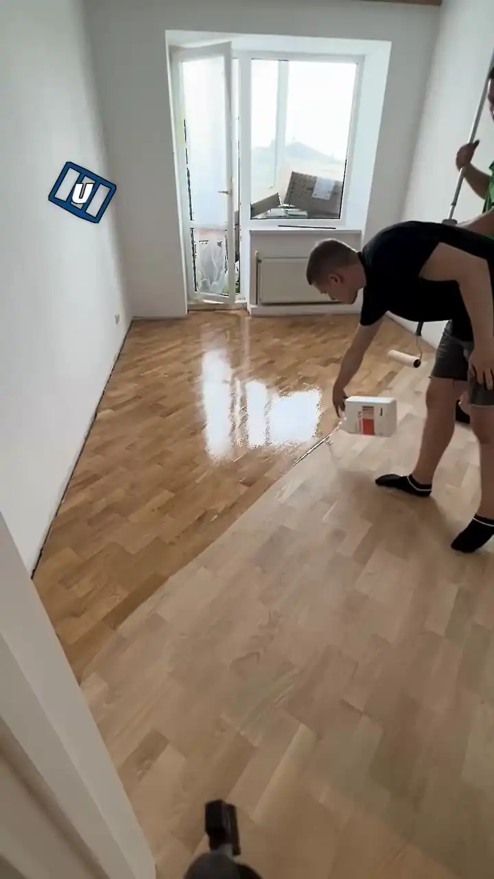 Varnishing parquet floors is so satisfying