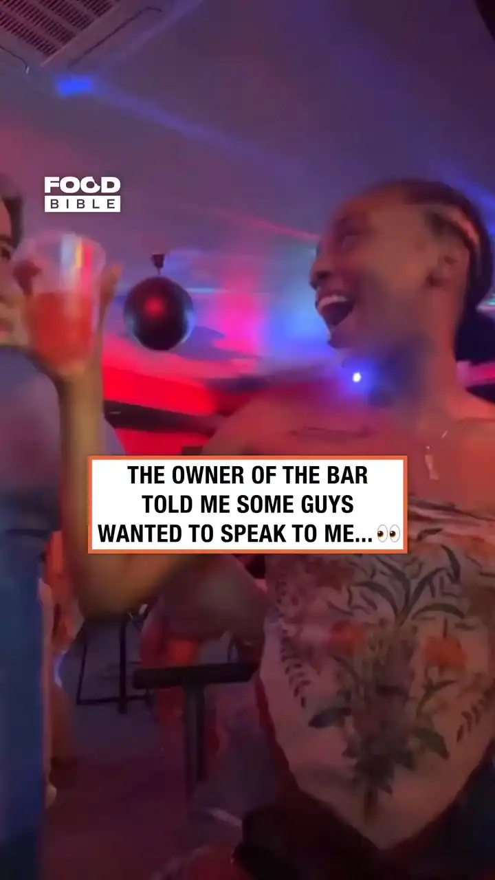 When you get approached in the bar 👀