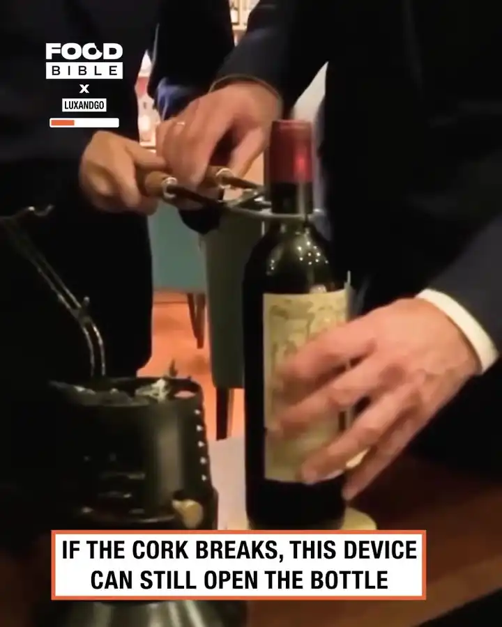 Portuguese method of opening a $15,000 wine bottle π·π²