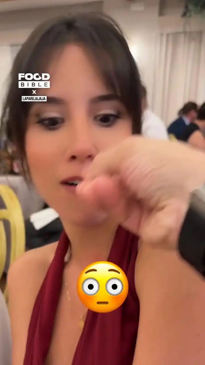 Is this romance? 😳😅