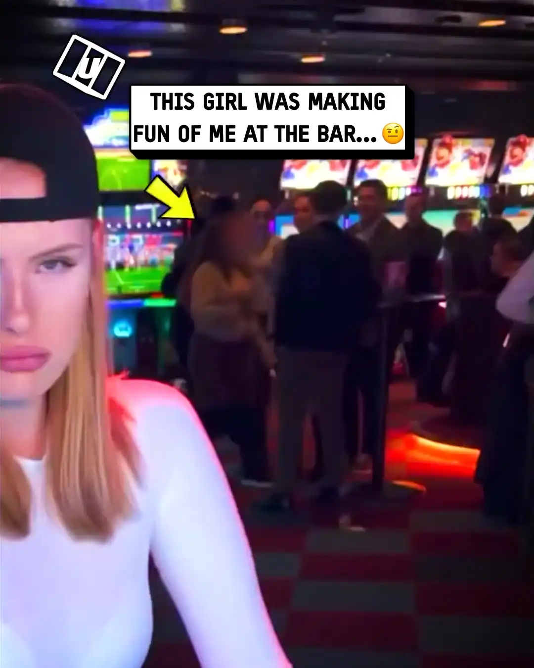 She made fun of me at the bar 😰