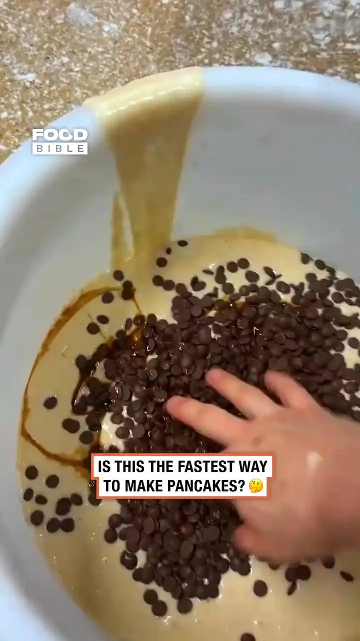 Fastest way to make pancakes 😯