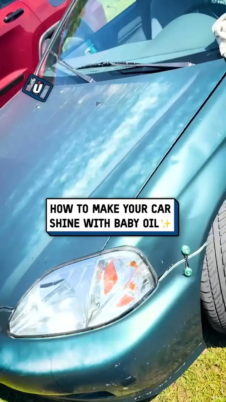 Nothing makes my car shine like baby oil 👶🤩