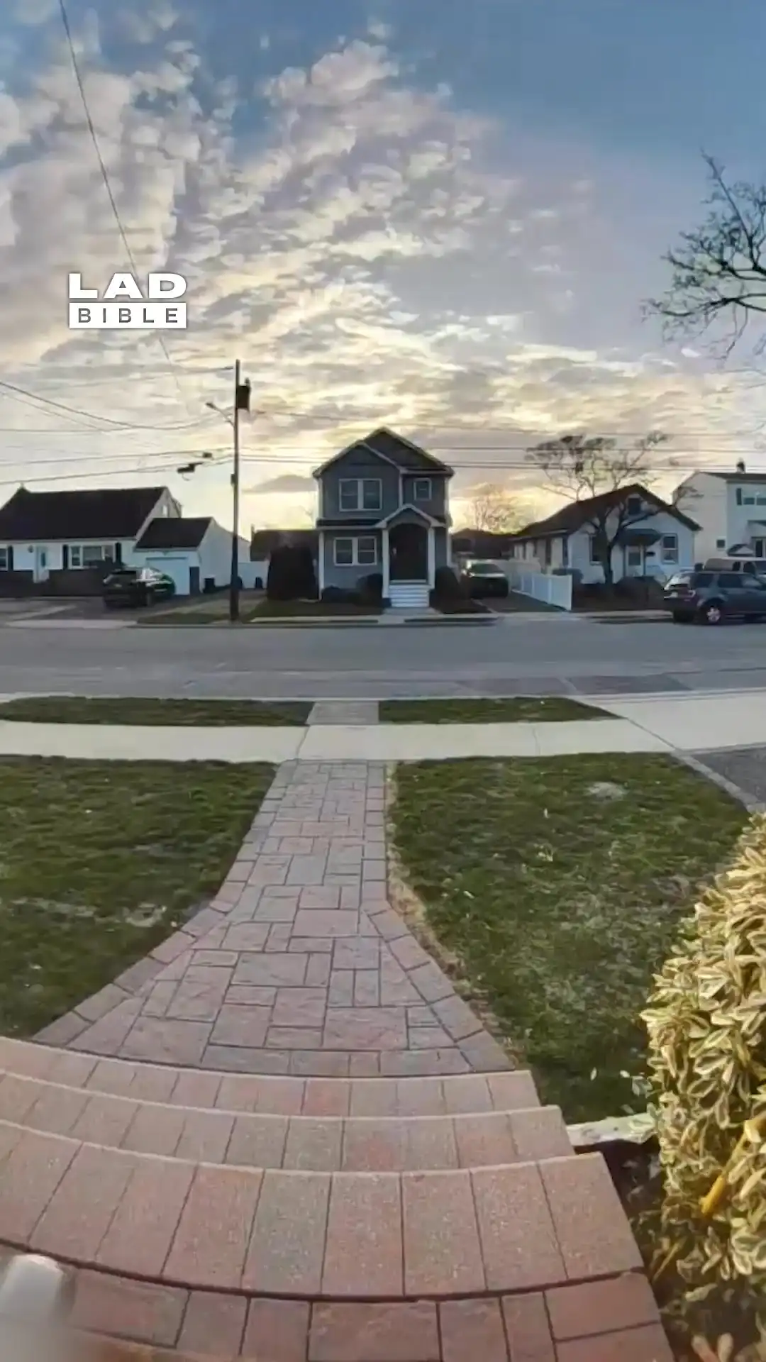 Ice cream truck ignored my kids π‘π¦