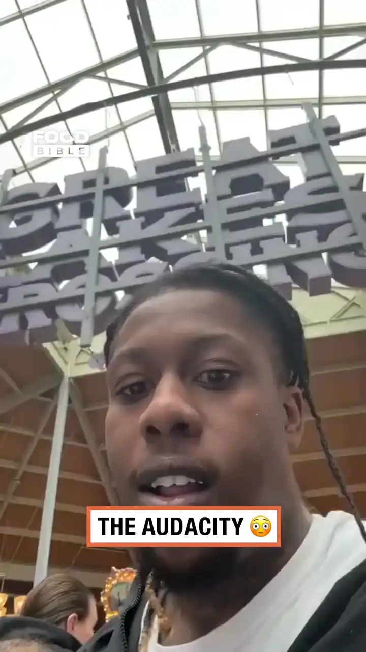 Random kid takes slushie 😳