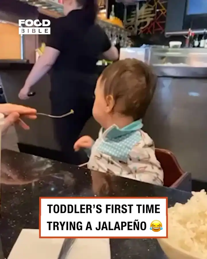 Toddler has funny reaction to jalapeño 👶🌶️