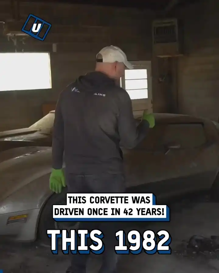 Corvette's first wash in 42 years 😱🧽
