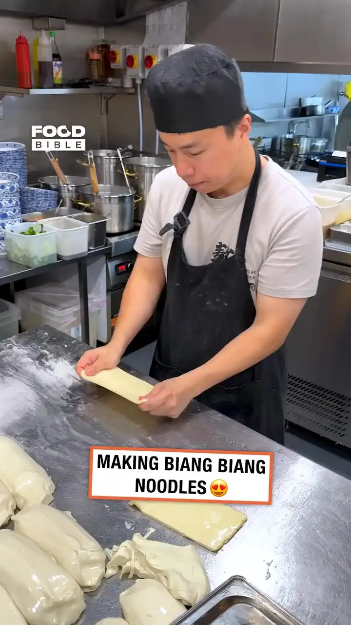 Making Biang Biang Noodles 🍜
