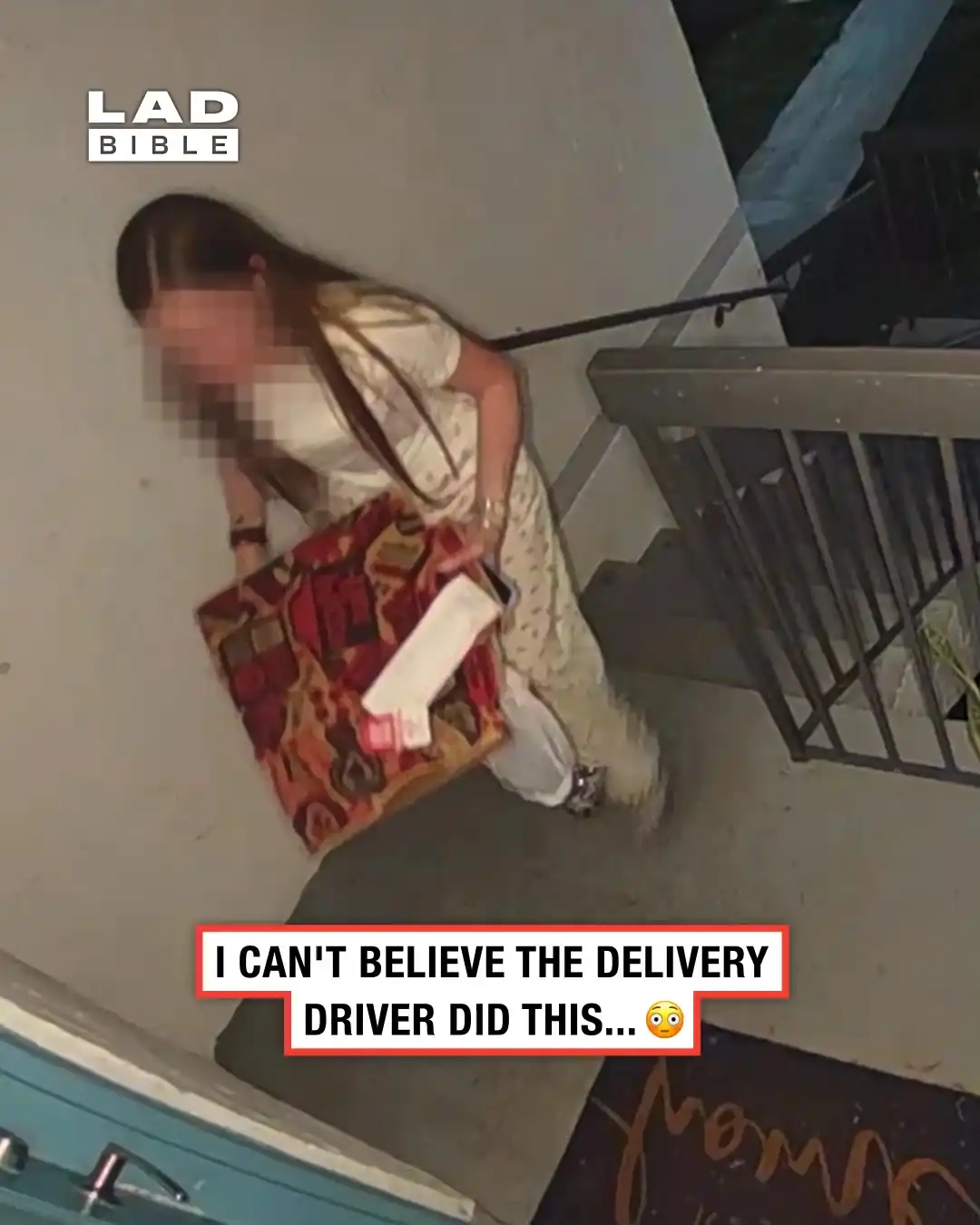 My delivery driver dropped my pizza 😳🍕