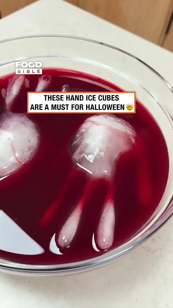 Hand Ice Cubes π§