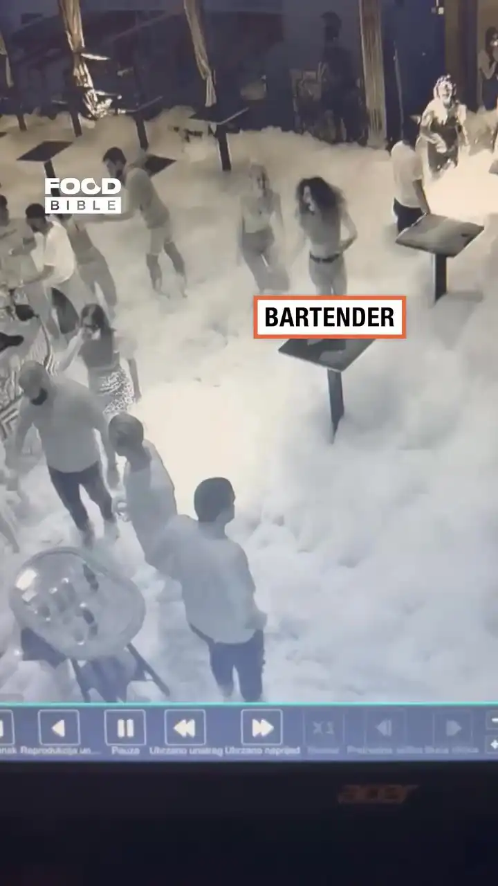 That's one way to make an exit ๐๐