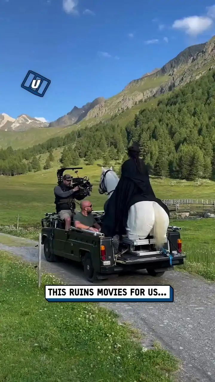 How horse riding scenes are filmed in movies π₯π΄