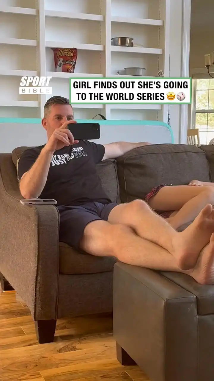 Girl Finds Out She's Going To The World Series