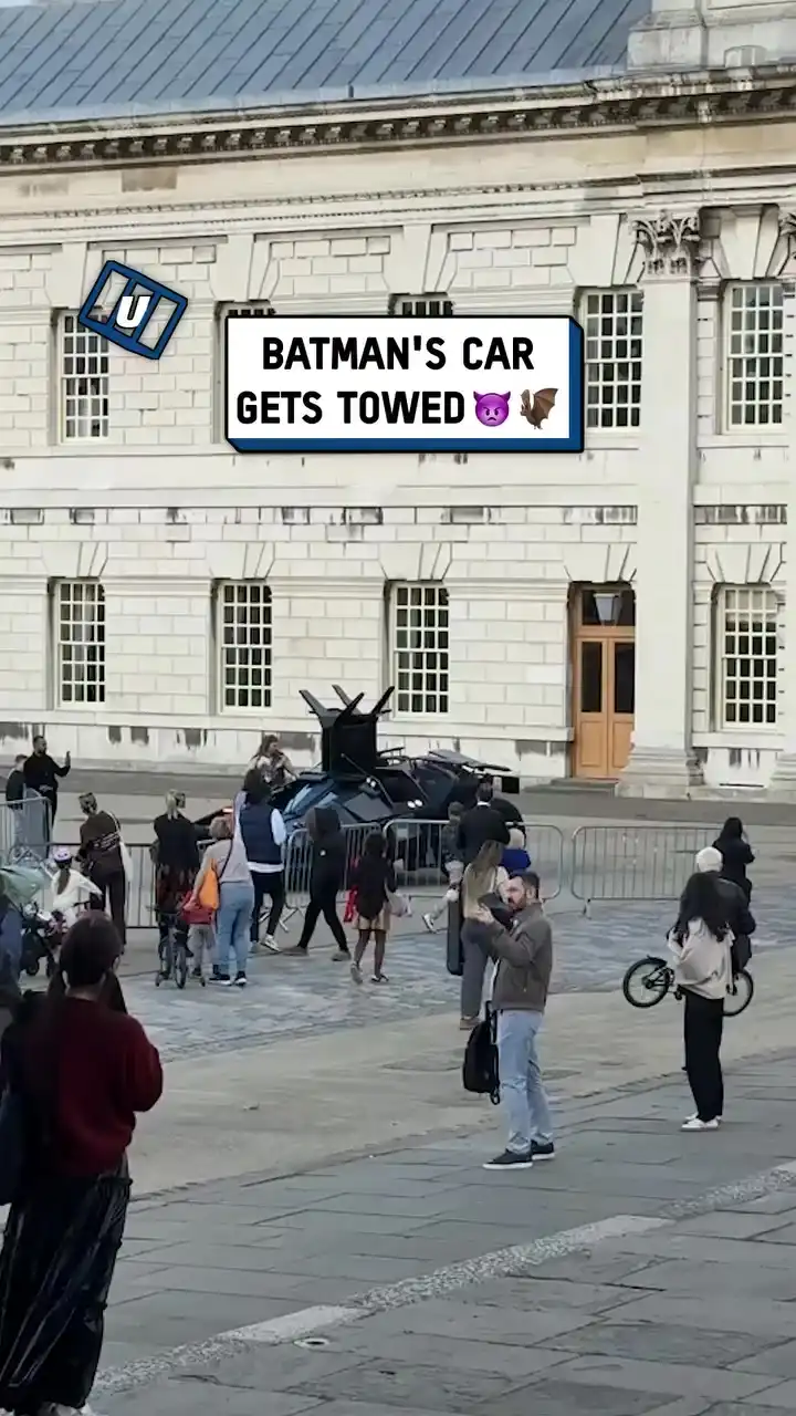 Batman's car gets towed π¦π€£