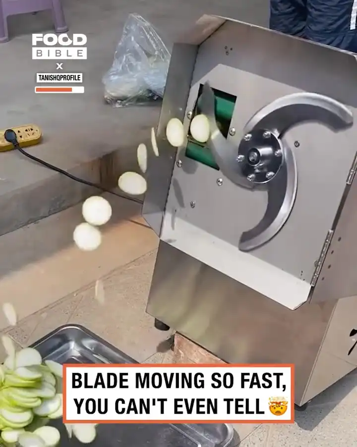 Crazy fast chopping machine 🤯💨