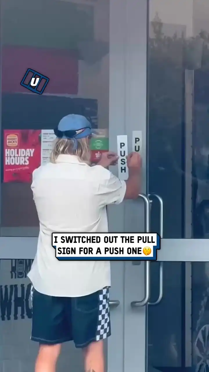 How can a harmless prank be so evil at the same time 😱#fblifestyle 🤣