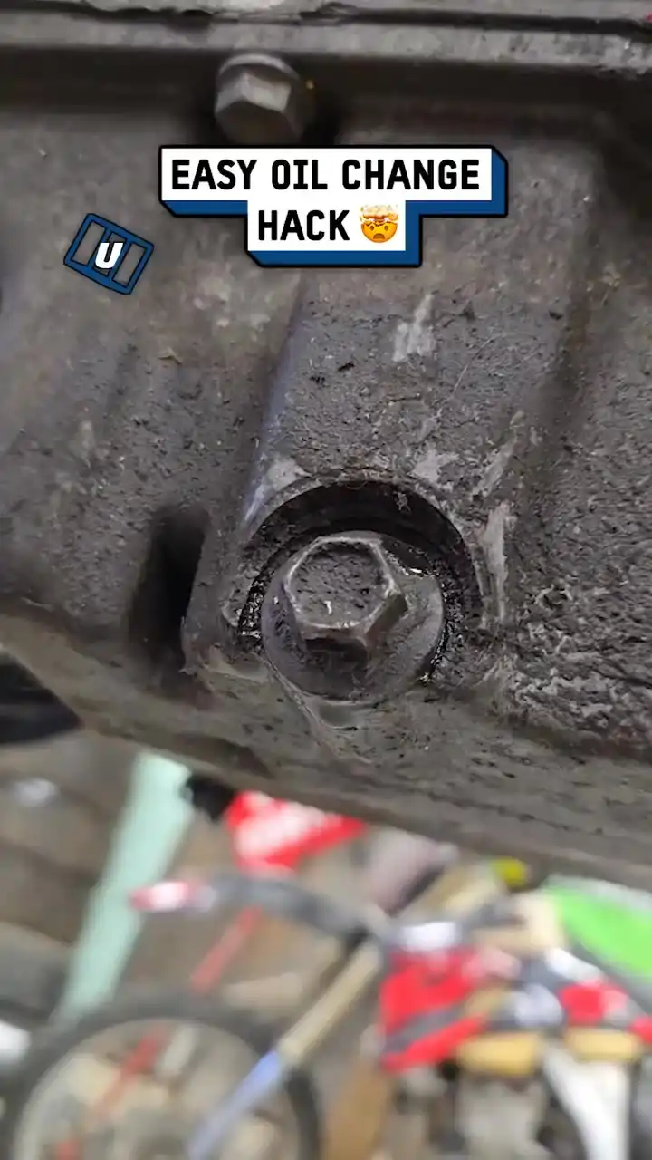 Easy oil change hack 🤯