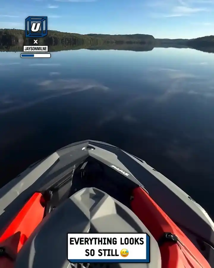 When it looks like you're not moving but you're doing 80 😳💨