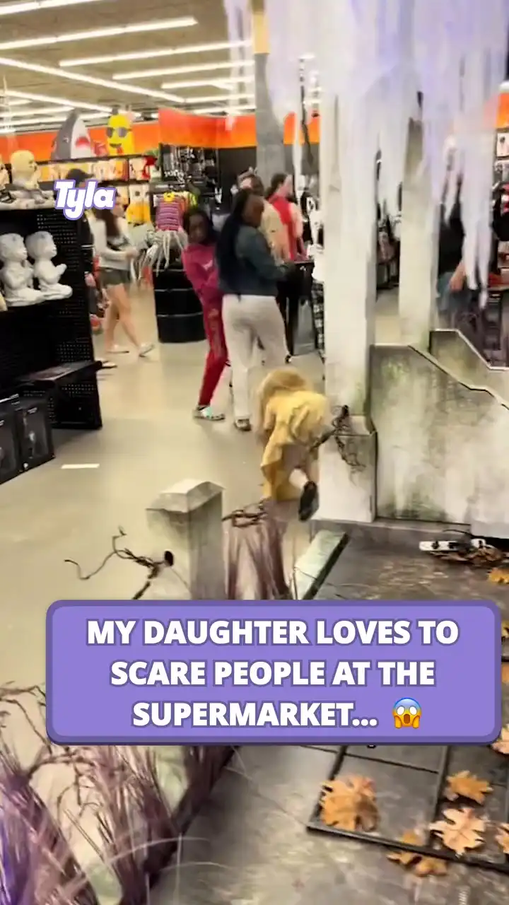 My daughter loves to scare people 😱