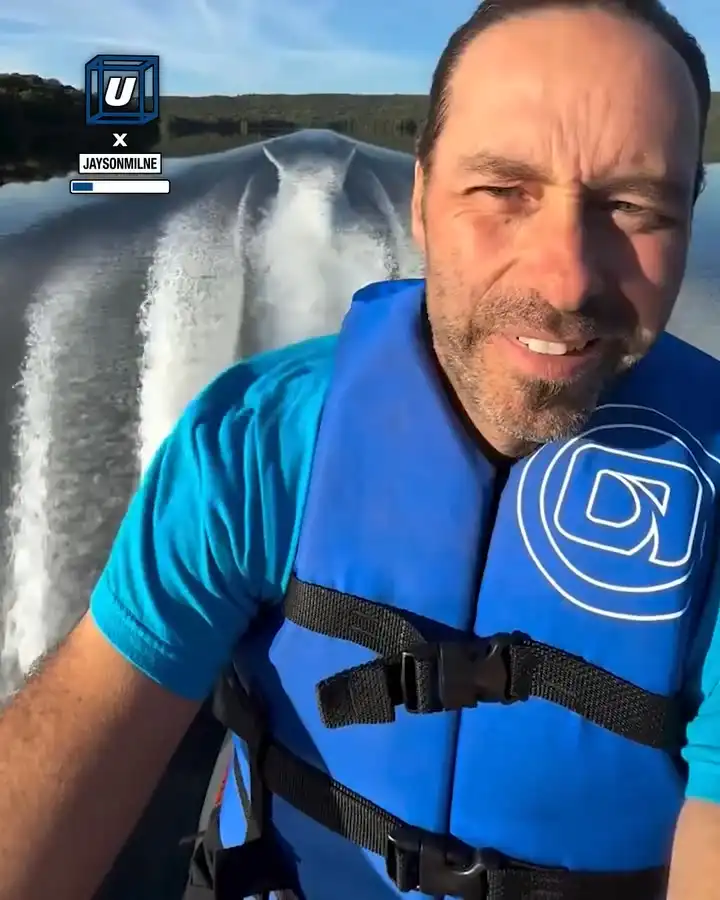 When it looks like you're not moving but you're doing 80 😳💨