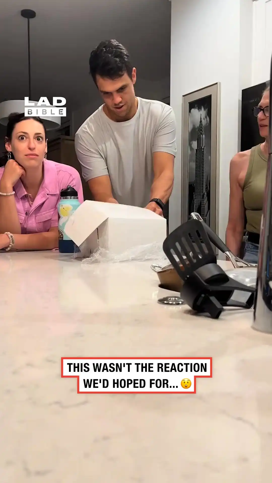 Baby announcement gone wrong 😬👶