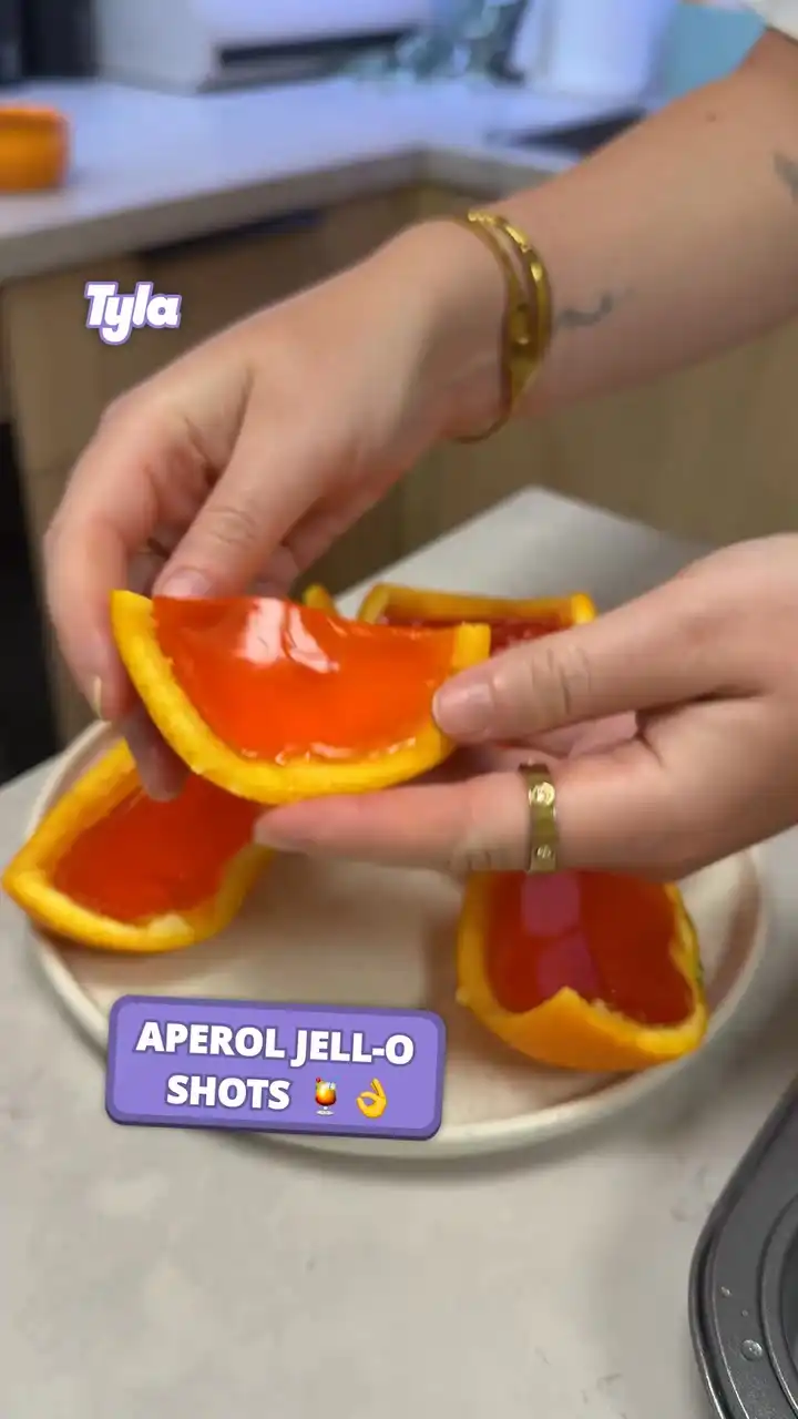 Aperol Jell-o shots 🍊🍹