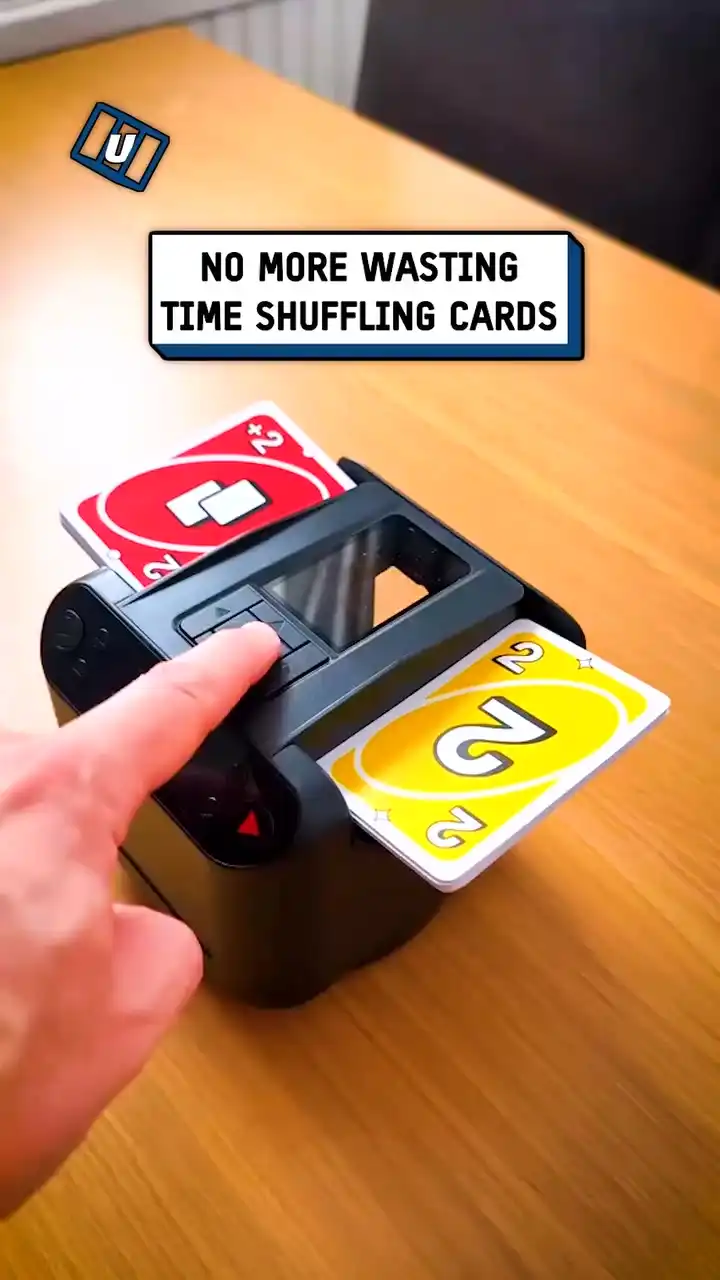 Card dealing machine 🃏🤯