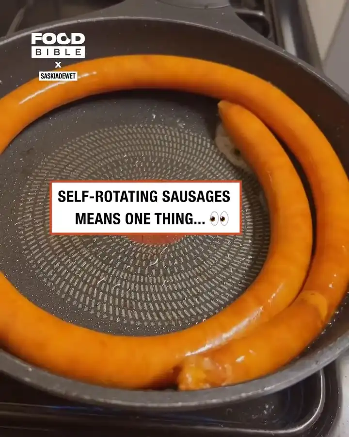 Self-rotating sausages