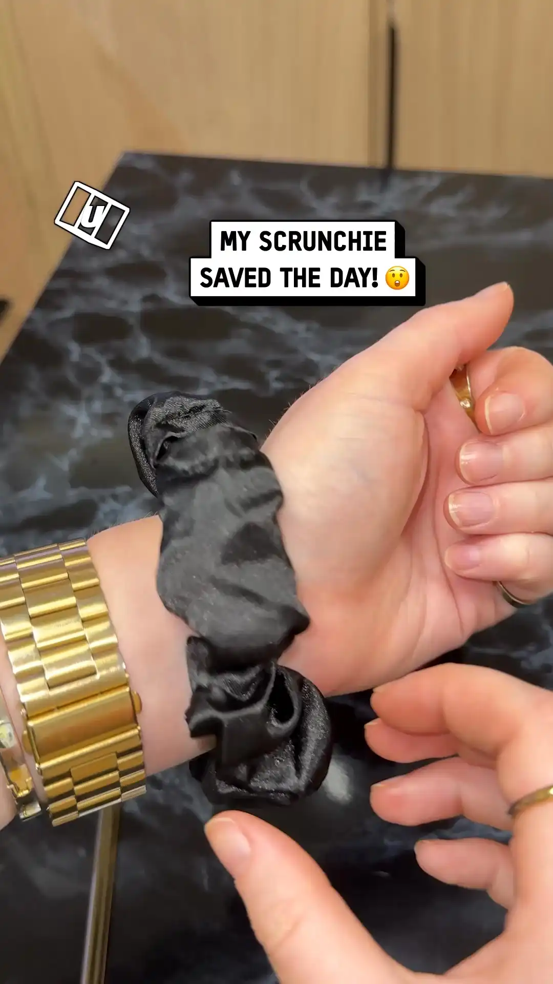 My scrunchie saved the day ๐ฒ