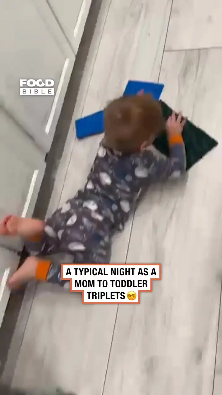 Realistic night time routine with triplets 👶
