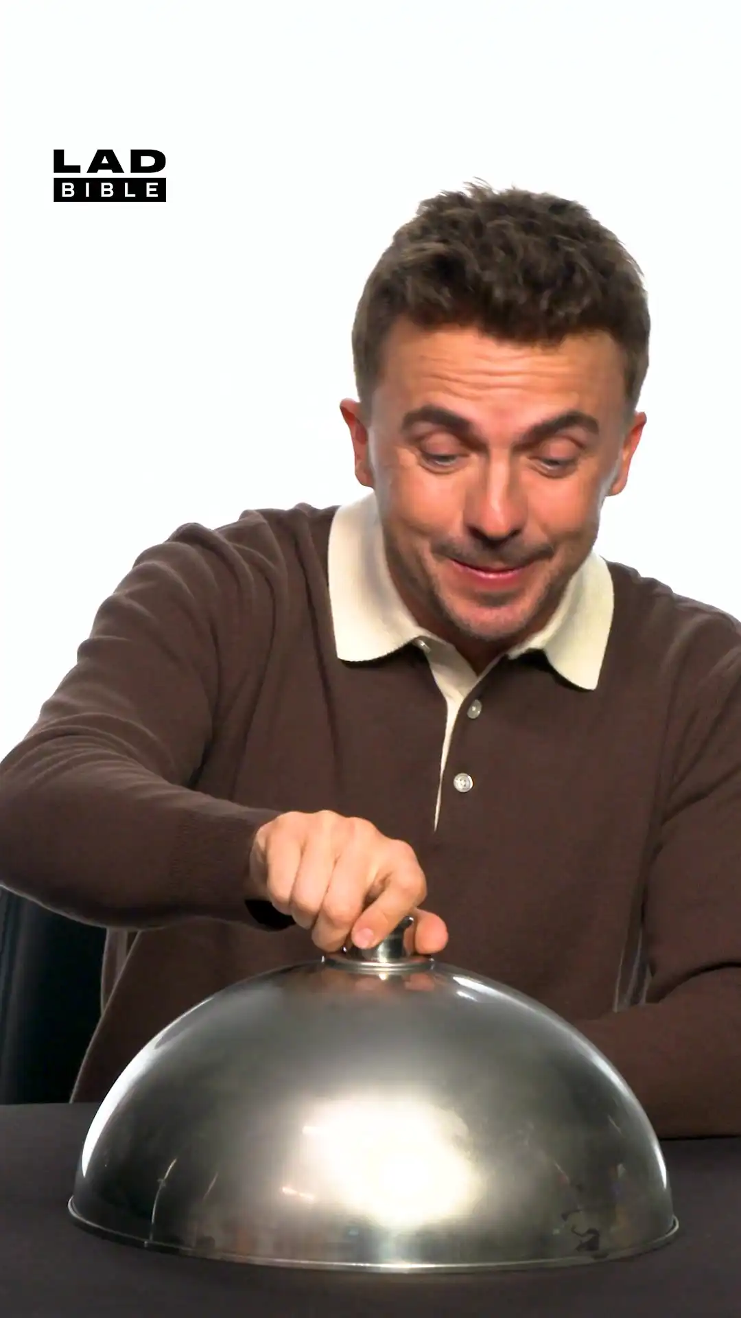 Frankie Muniz talks about his favourite candy