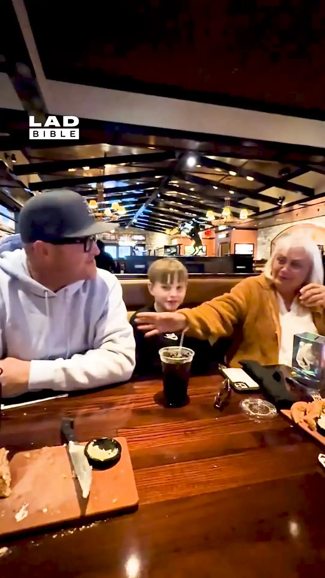 Surprising my mum with a thoughtful gift 🎁🥹