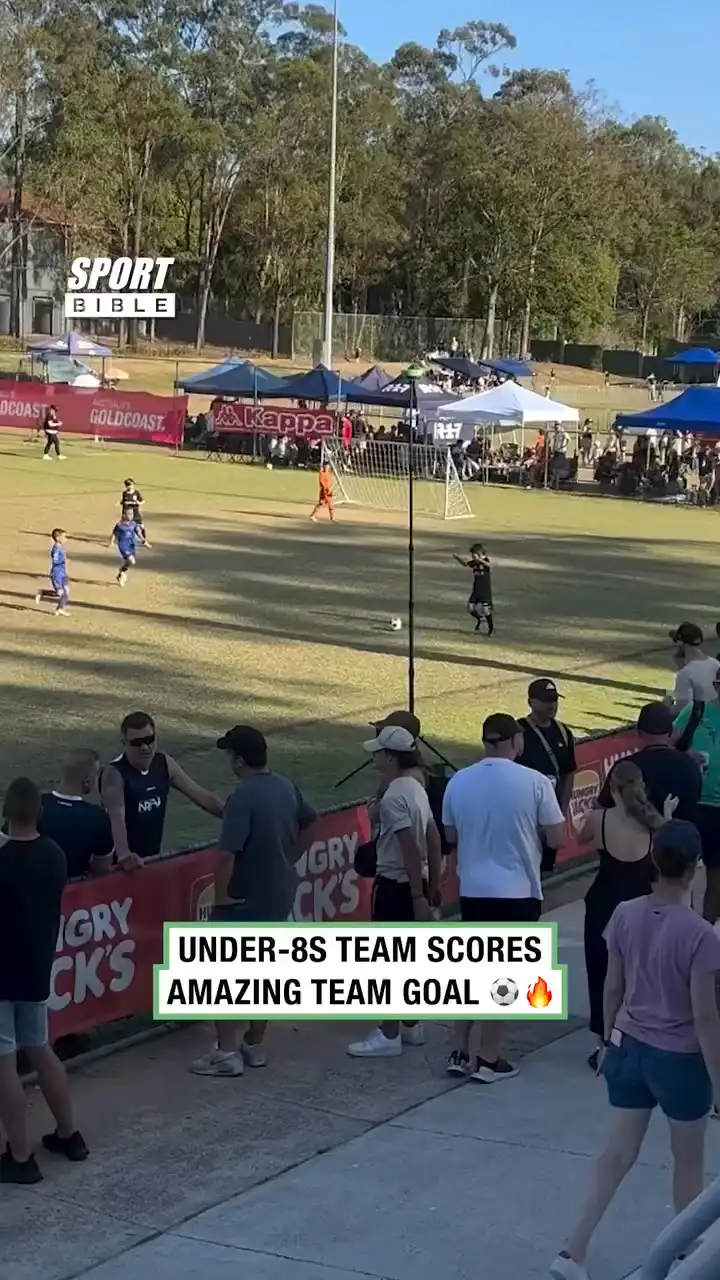 Under-8s Team Score Amazing Passing Goal