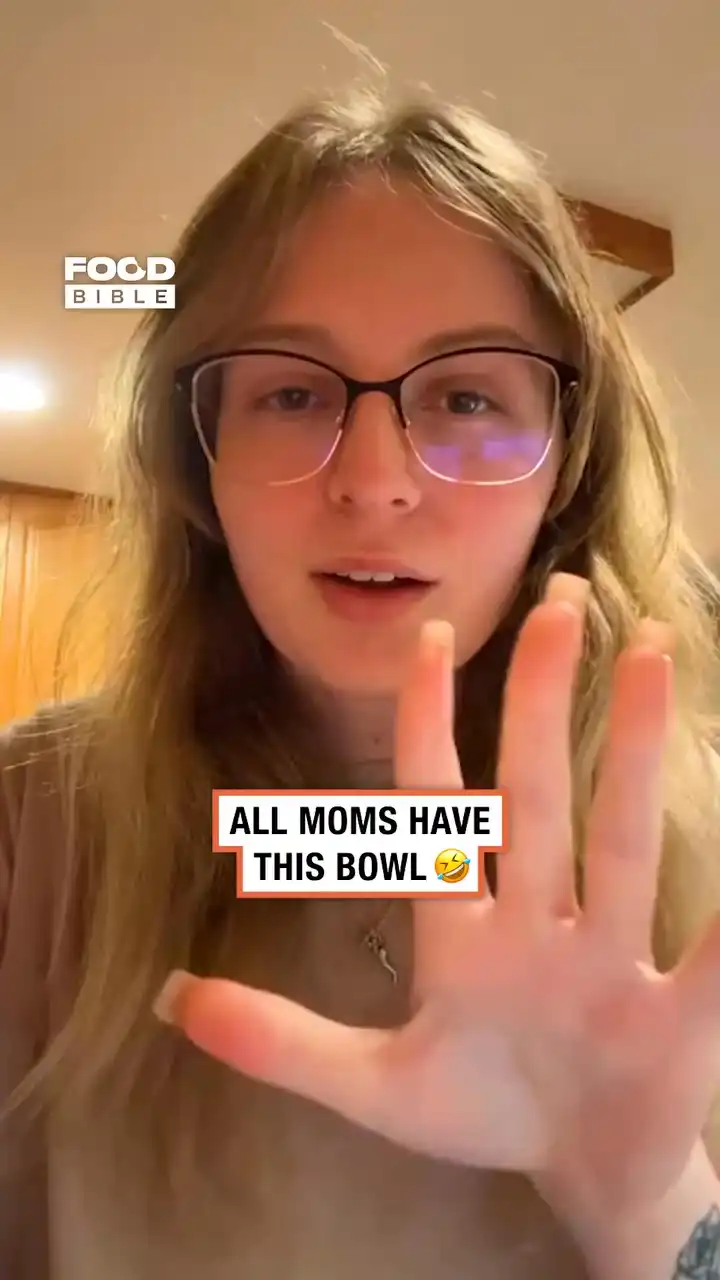 All moms have this bowl 😂