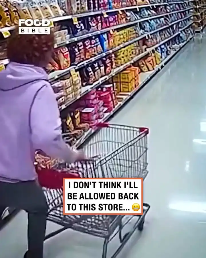 Guy wrecks grocery store 😳