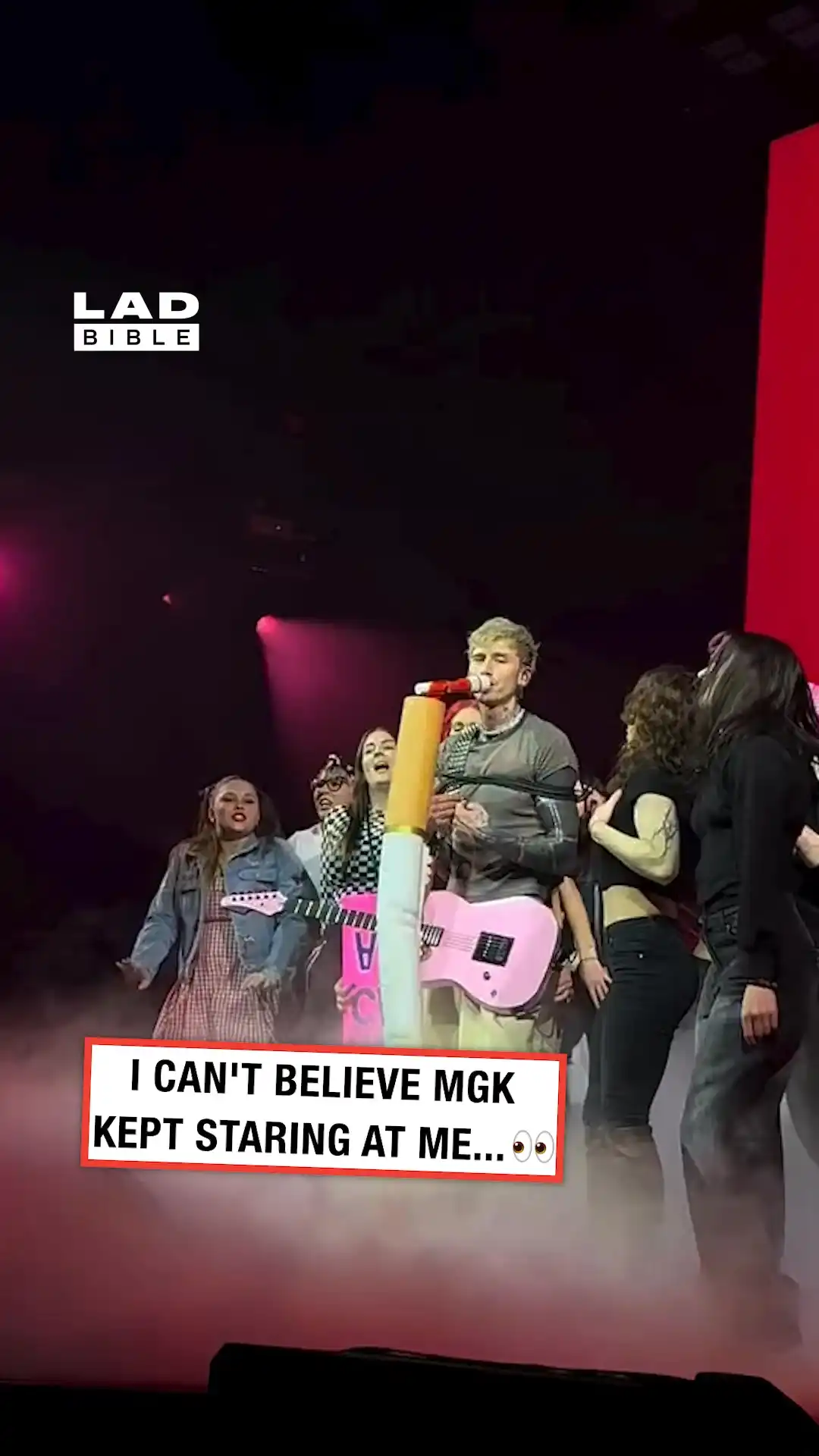 I can't believe he kept staring at me like this 👀