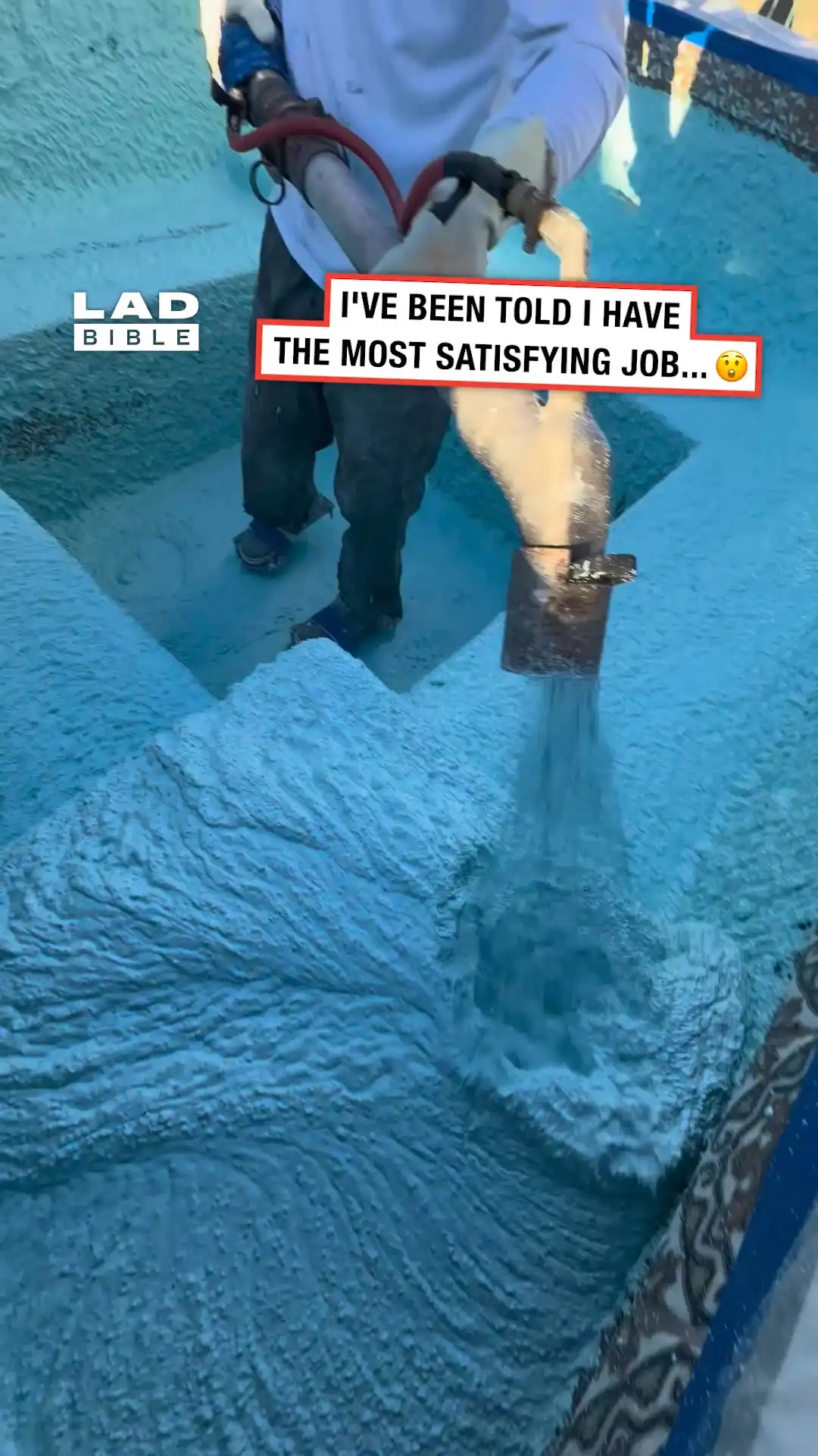 I make swimming pools for a living 🌊