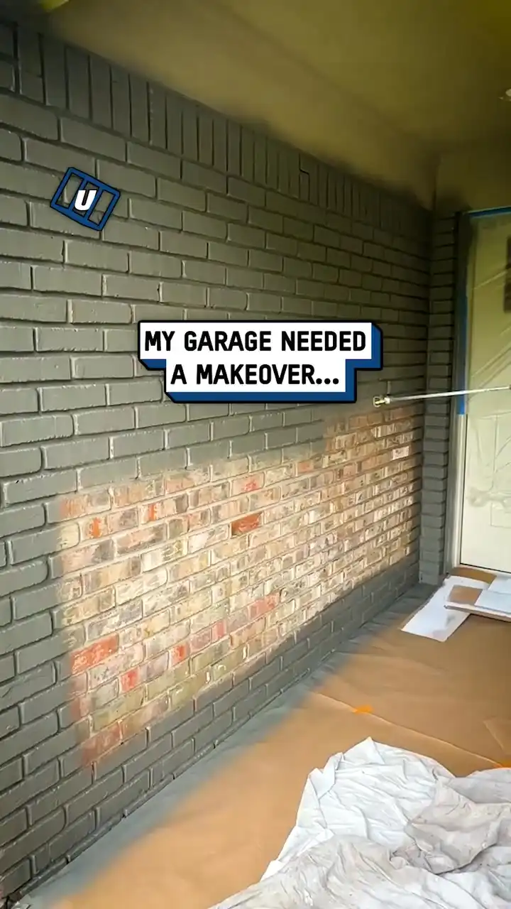 Satisfying brick wall painting 😲🎨