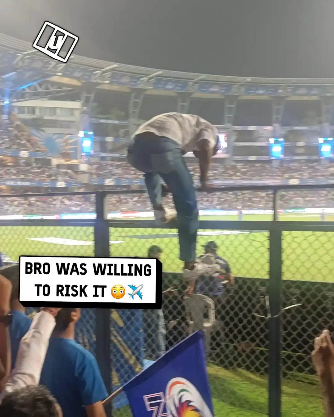 Bro was willing to risk it to meet his favorite player 😅⚽️ #caughtoncamera #soccer #game