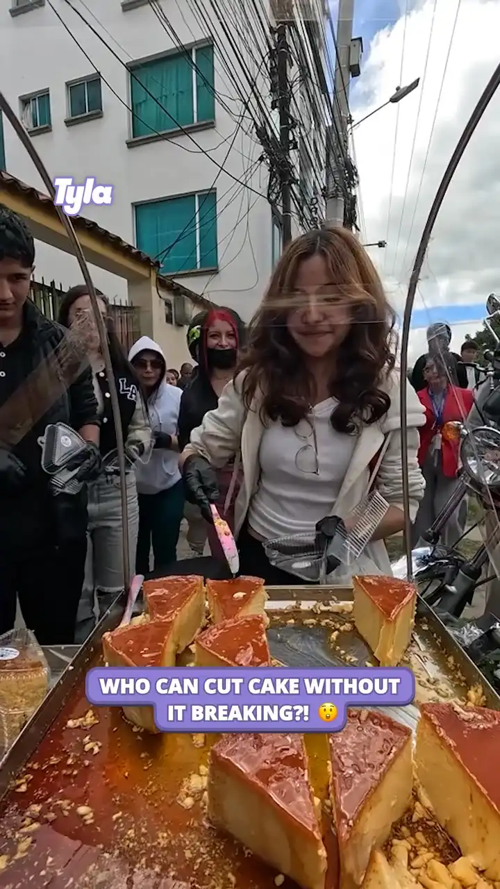 Who can cut cake without it breaking 😤