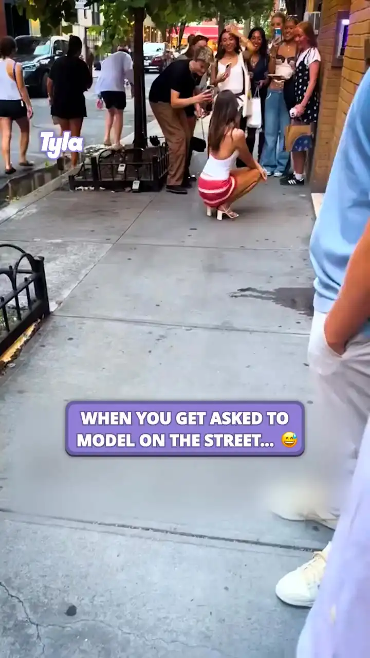 Vogue students ask me to model for them 👀📸