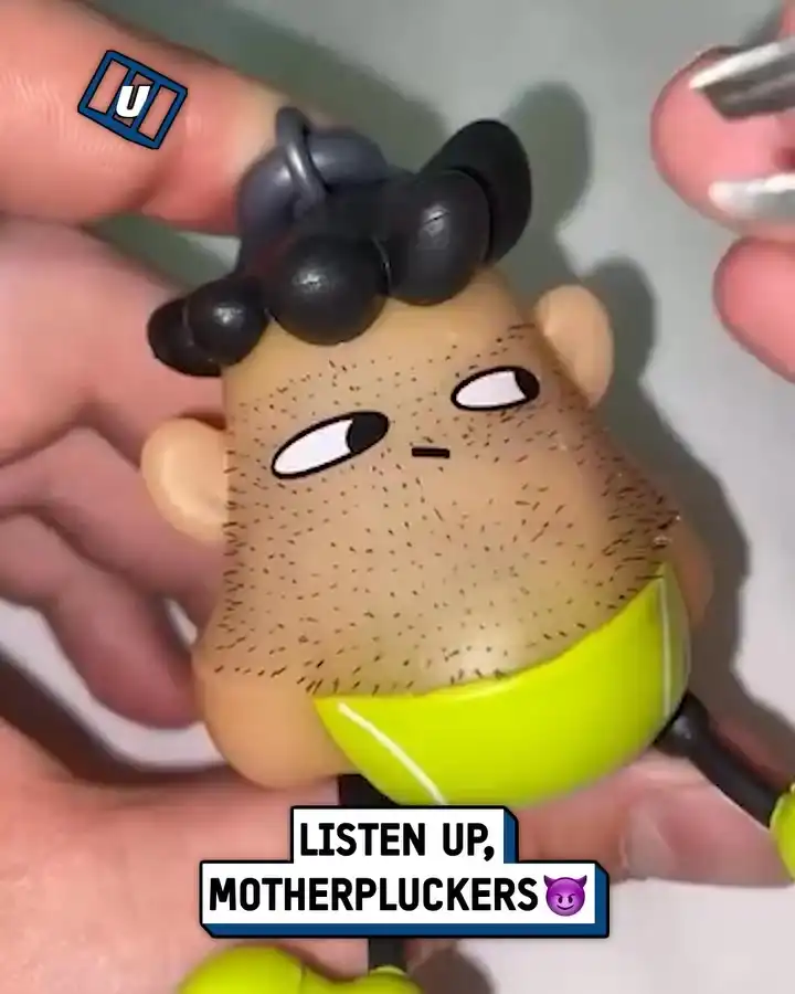 Satisfying plucking toy 🤩💇‍♂️